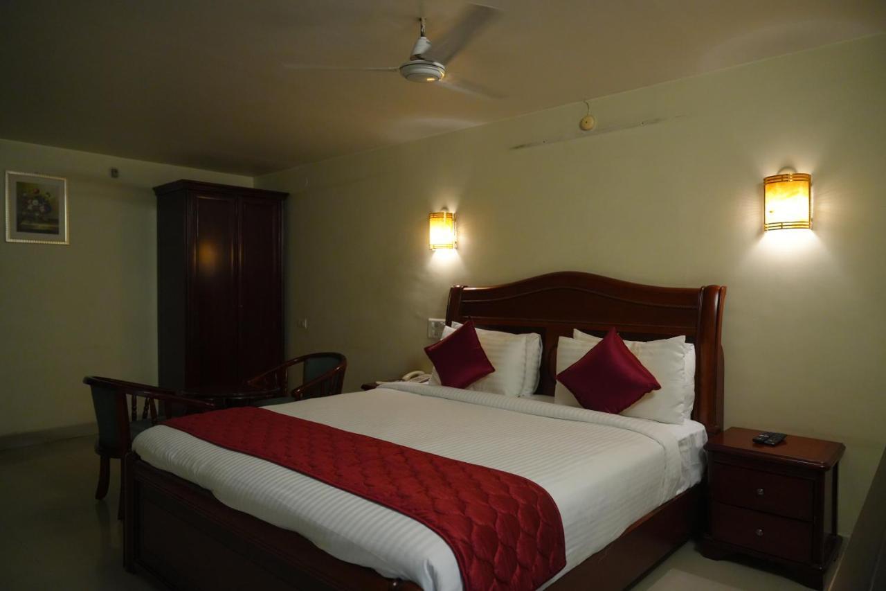 Mg Zion Hotel Tirupati Exterior photo