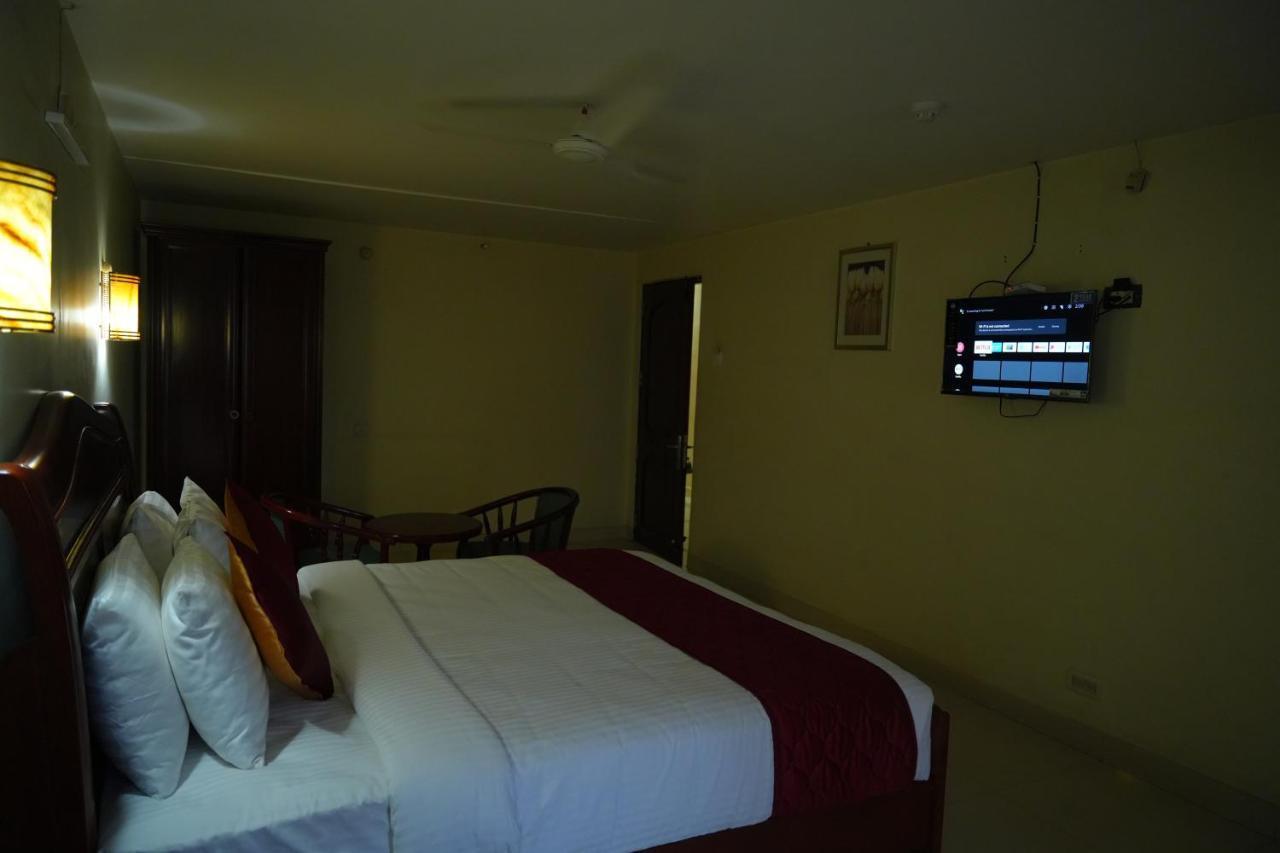 Mg Zion Hotel Tirupati Exterior photo